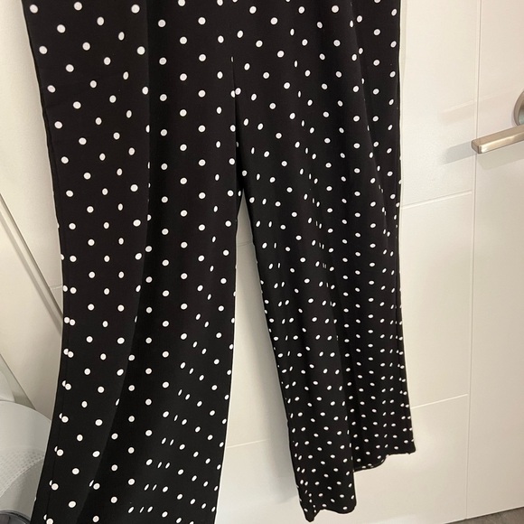 Suzy Shier Polka Dot Flowy Jumpsuit with Elastic Waist - Size S Missing belt! - Picture 4 of 7